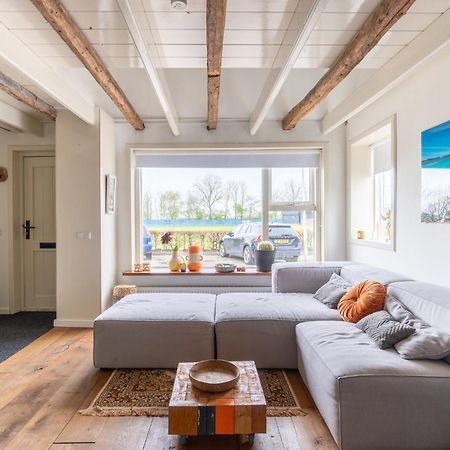 Stijlvol & Lief Onthaast-Huisje Met Piano, Tv En Wifi Holwerd Bagian luar foto